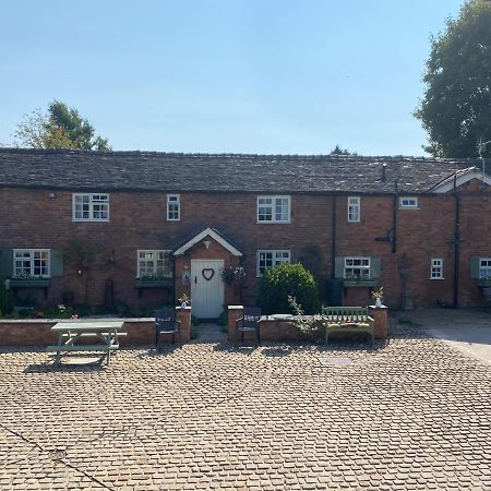 Bank Farm Cottages Nantwich Zewnętrze zdjęcie