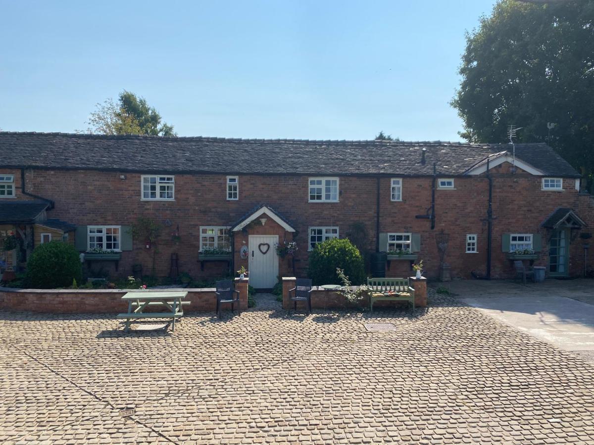 Bank Farm Cottages Nantwich Zewnętrze zdjęcie